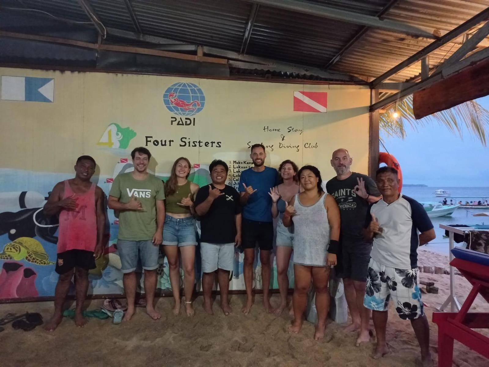 4 Sisters Divers Bunaken Εξωτερικό φωτογραφία