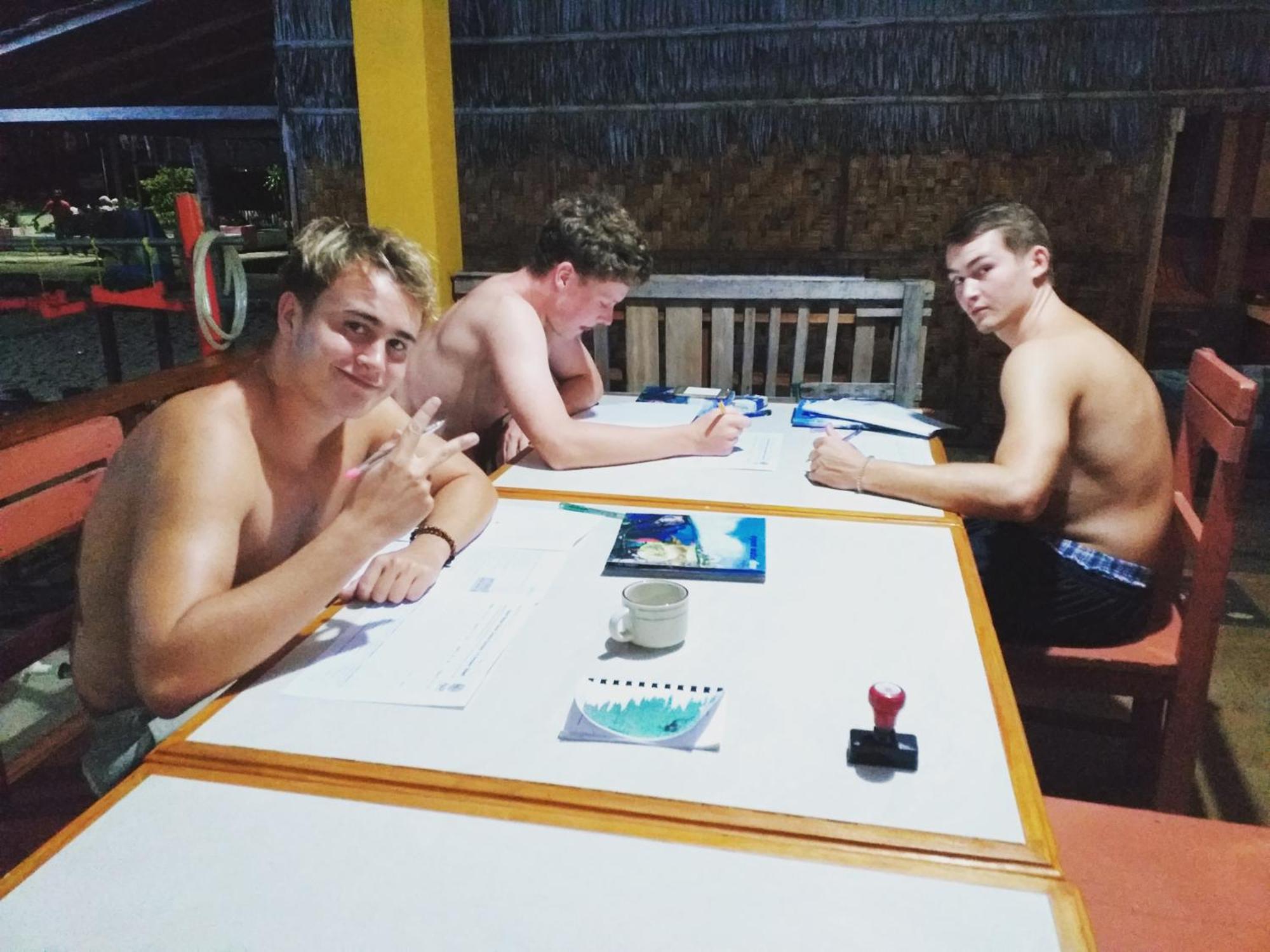 4 Sisters Divers Bunaken Εξωτερικό φωτογραφία